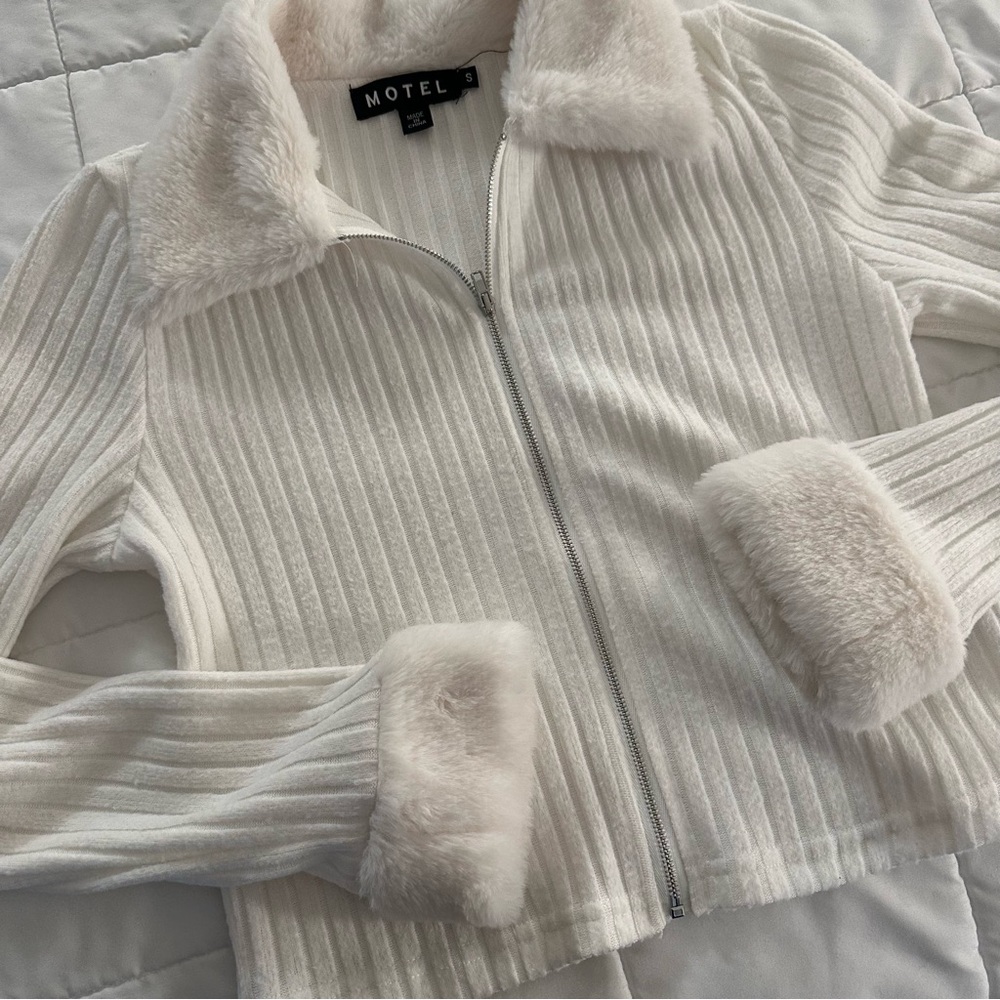 Motel Rocks White Ribbed Teddy Collar and Cuffs Cardigan Y2K
